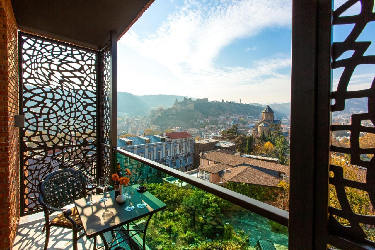 Kmm Hotel Tbilisi Esterno foto